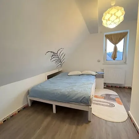 Noah's House - Messe And Airport *