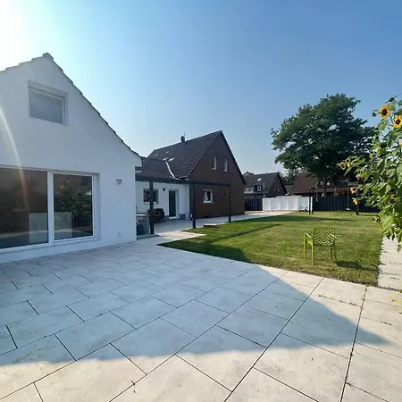 Noah's House - Messe And Airport Dusseldorf