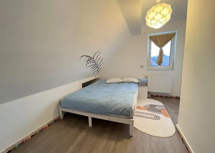 Noah's House - Messe And Airport *