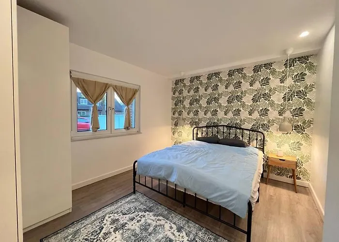 Noah's House - Messe And Airport Villa *