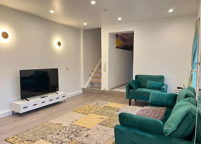 Villa Noah's House - Messe And Airport