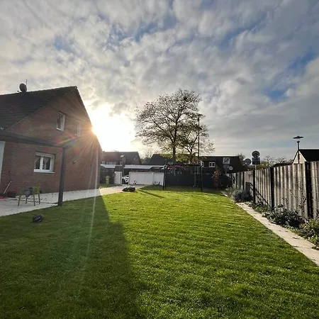 Noah's House - Messe And Airport *